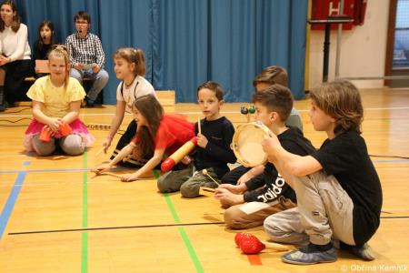 Otroci Osnovne šole Marije Vere Mi smo svet, mi smo otroci (25)